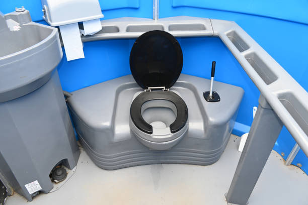 Porta potty delivery and setup in Lincoln Village, OH